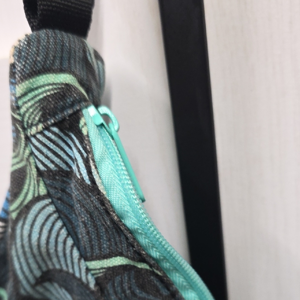 Kavu Swirl Pattern Shoulder Bag - Teal and Black - Picture 9 of 12
